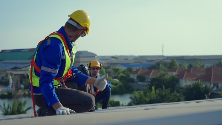 Best Emergency Roof Repair Services  in East Setauket, NY